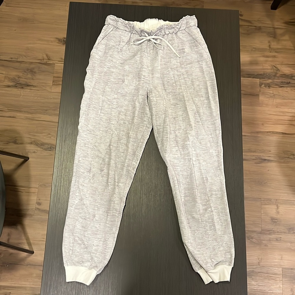 Lululemon Stretch High Rise Jogger Full Length Size 8 Grey